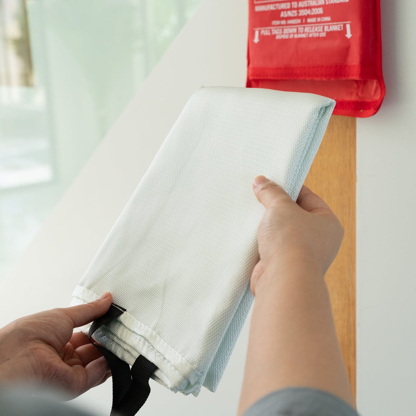 Fibreglass Fire Blanket Caravan Safety 1m x 1m