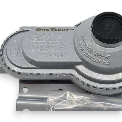 Regulator Twin Stage 250Mj 1-4 x 3-8 Fnpt with Bracket - 50-Reg9950