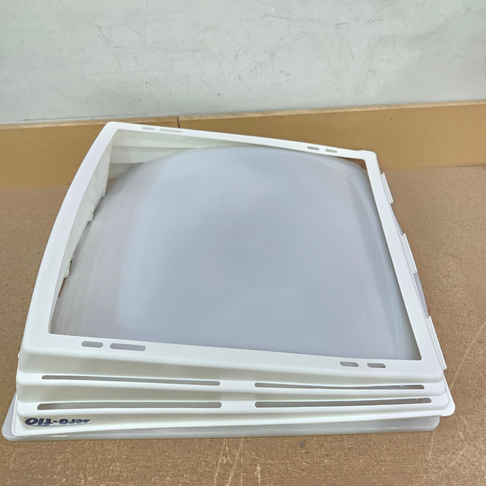 Aero Flo Vent Hatch Cover for 14x14in White - Everything Caravans