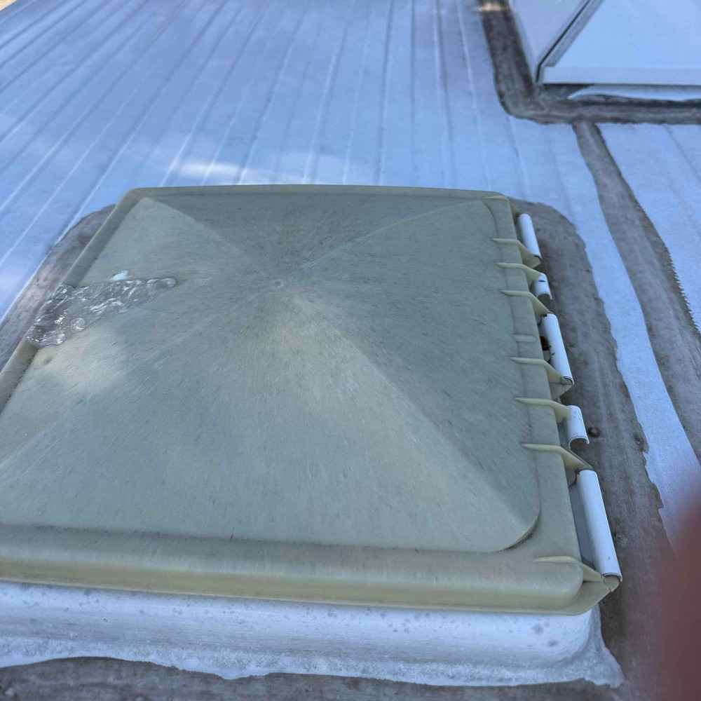 Replacement Plastic Lid for New Style Jensen 14" x 14" Vent 40153