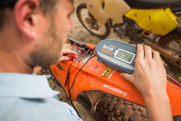BMPRO Batterycharge7.5 7.5amp 240 volt 12v Battery Charger Suitable for Lithium and Lead Batteries