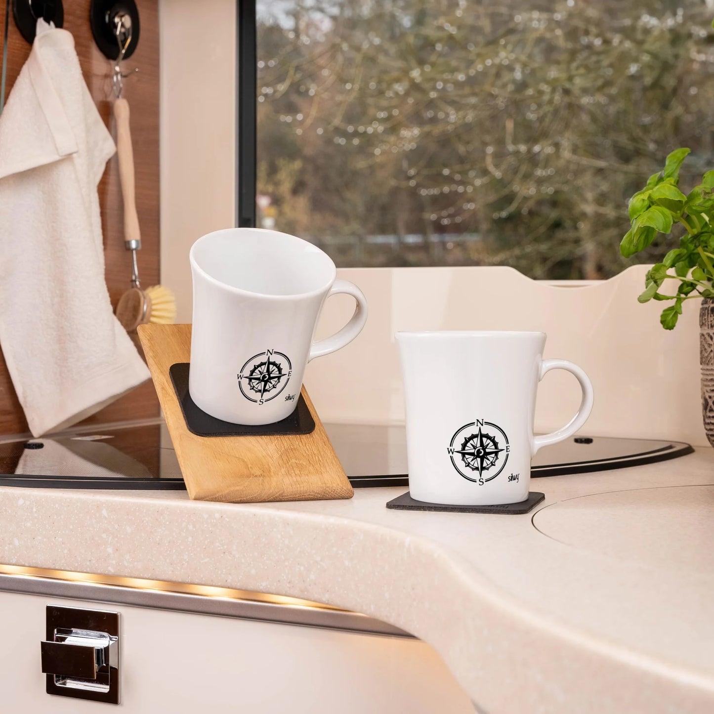 Porcelain Magnetic Handle Cups Travel Lust - Pads in BLACK - by Silwy - Everything Caravans