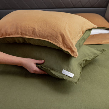 MeanderWild Into The Wild Linen Quilt Cover Set Queen - Forest Green