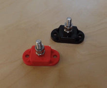 2 x Single Post Cable Connection Distribution Posts Blk Red - Autumn Sale - Everything Caravans