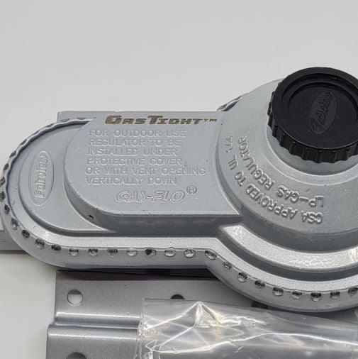 Regulator Twin Stage 250Mj 1-4 x 3-8 Fnpt with Bracket - 50-Reg9950 - Everything Caravans