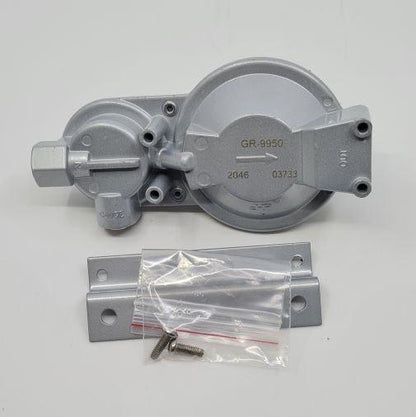 Regulator Twin Stage 250Mj 1-4 x 3-8 Fnpt with Bracket - 50-Reg9950 - Everything Caravans