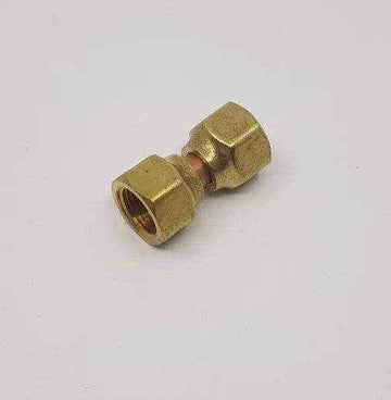 Brass Gas fitting 1-2 Flare Swivel Union for 1-2 Flare - Everything Caravans