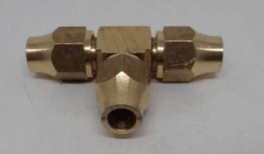 Brass Gas Fitting 3-8 Flare Three Way Tee for 3-8 Copper Pipe with flare nuts Brass