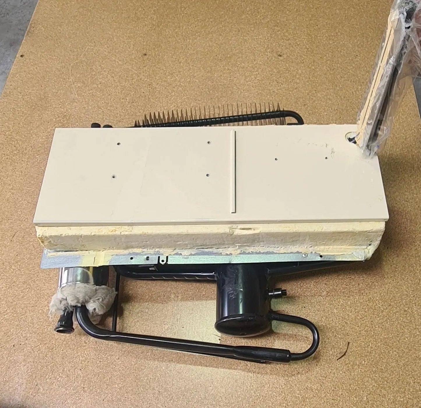 Cooling Unit 3 Way RC1180 Chescold Dometic Fridge Freezer - Everything Caravans
