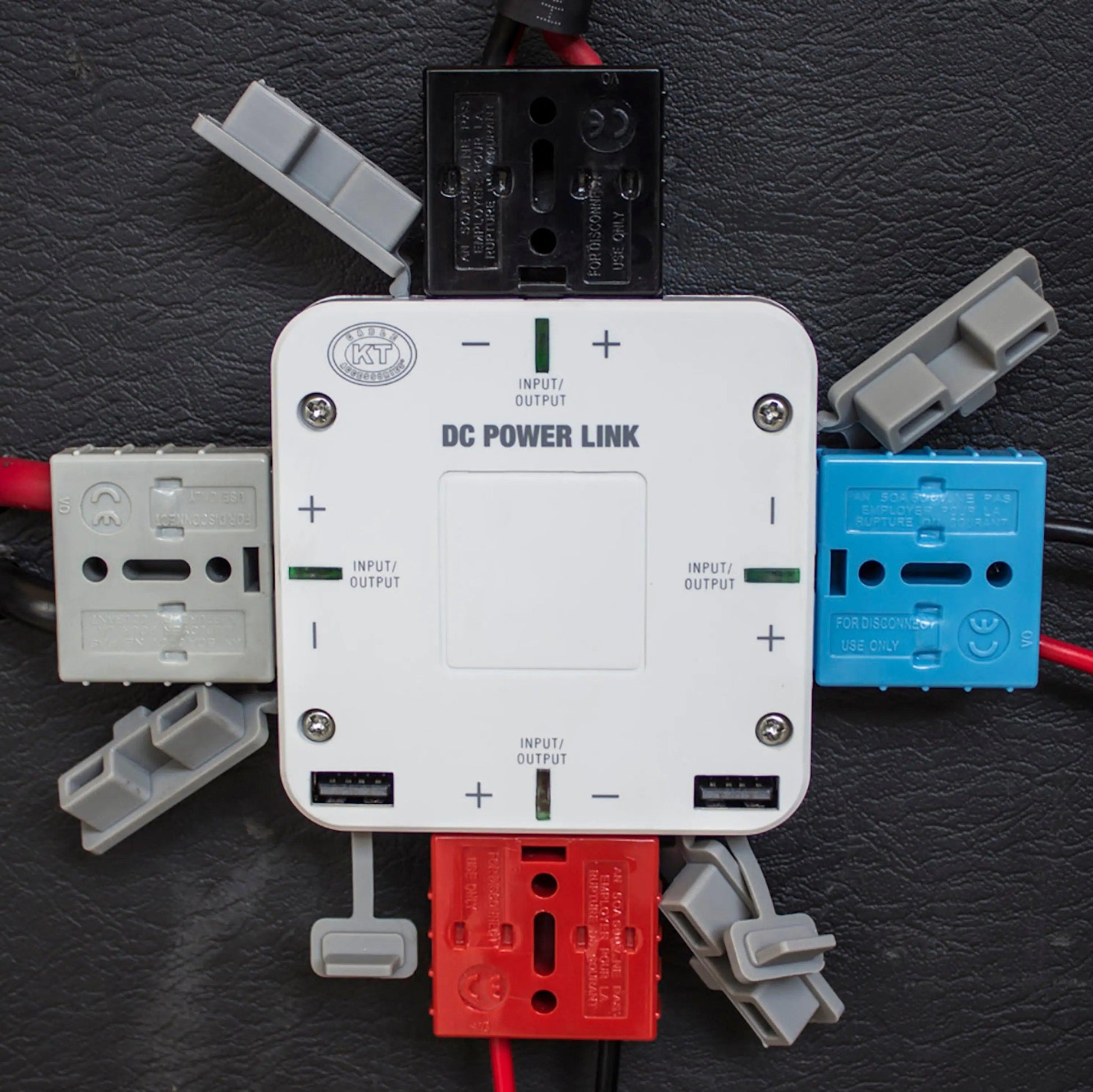Dc Power Link 4 Way Connector - Everything Caravans