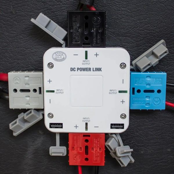 Dc Power Link 4 Way Connector - Everything Caravans