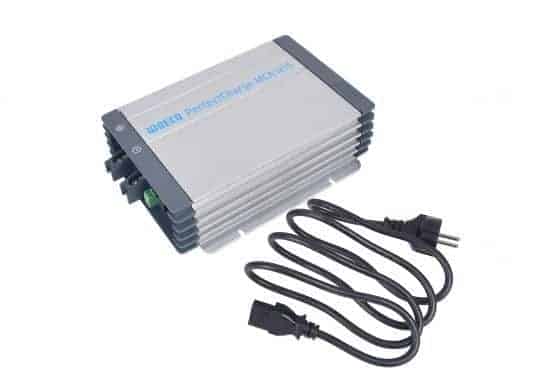 Dometic Perfect Charge Battery Charger 15amp 12volt - Everything Caravans