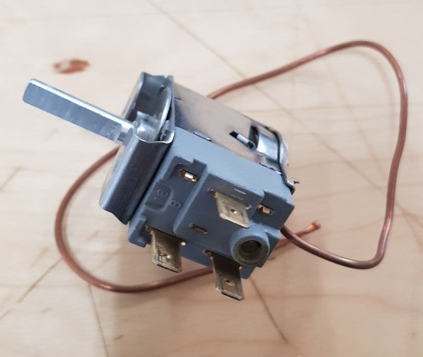 Dometic CAL136 Thermostat for Rooftop Aircon also for B3200 Dometic