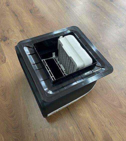 Dometic Dust Reduction System DRS Roof Hatch - Everything Caravans