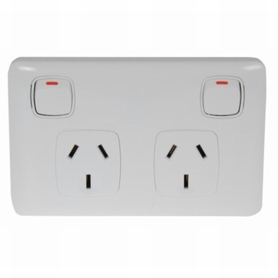 Double Pole Twin Outlet GPO for caravan or motorhome Coast to Coast