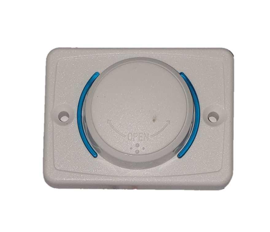 Dual USB White Flush Mount 3.1A with Swivel Cover - Everything Caravans