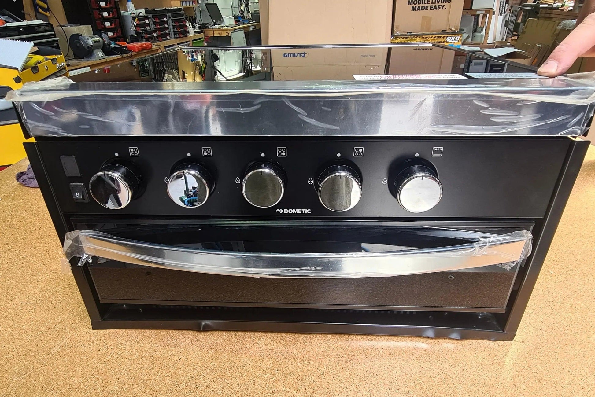 Ex-Display Dometic Smev Cooktop and Grill - Everything Caravans