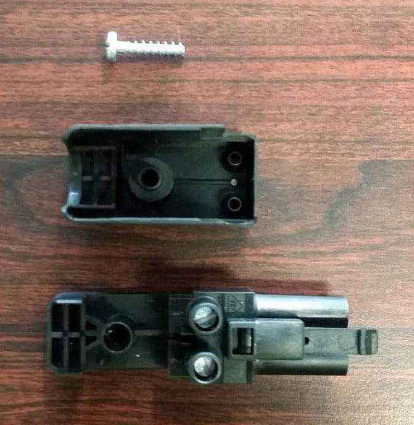 Male 12volt Plug for 3 Way F400 RC1180 last one then - no longer available - Everything Caravans