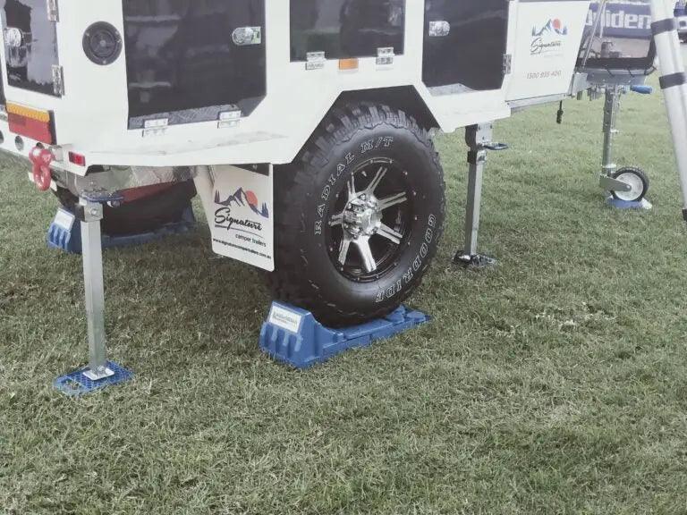 Oziblocknchock - Basic Kit for Single or Twin Axle - Everything Caravans
