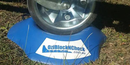 Oziblocknchock - Jockey Dock with Carry Handle - Everything Caravans