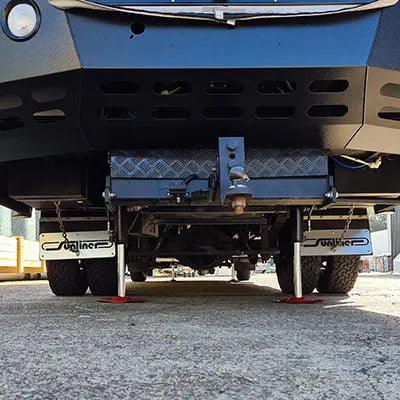 Redfoot Hydraulic Iveco Daily 50C Levelling System - Everything Caravans