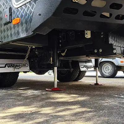 Redfoot Hydraulic Iveco Daily 70C Levelling System - Everything Caravans