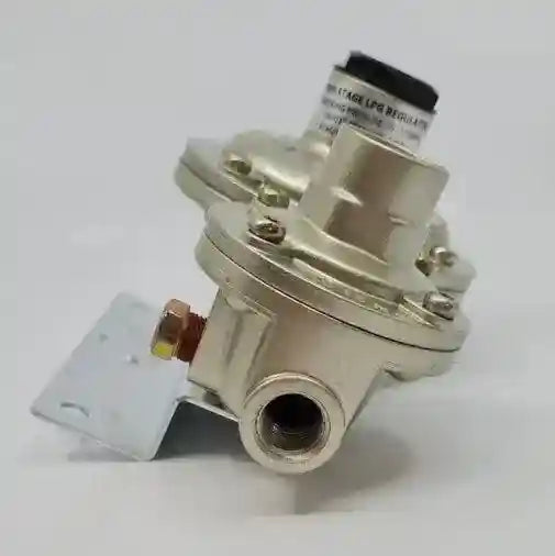 Two Stage Regulator with Metal Bracket - Everything Caravans