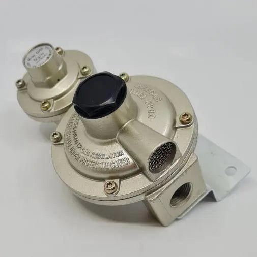 Two Stage Regulator with Metal Bracket - Everything Caravans